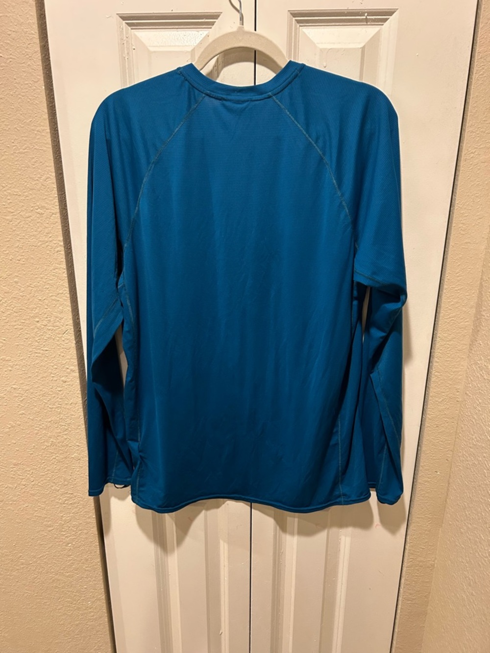 Patagonia Men’s Capilene Lightweight Baselayer Top , size L/XL - Picture 5 of 8